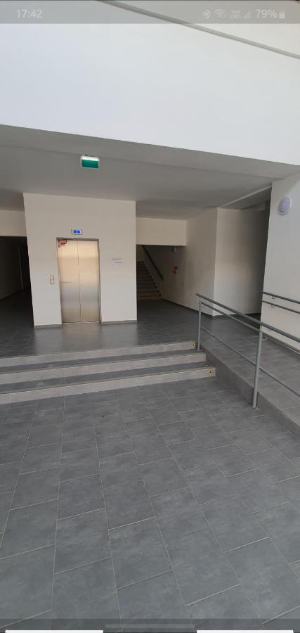 Apartmán Kapitána Nálepku Anna Lipótszentmiklós Kültér fotó